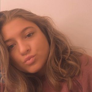 Meet your Posher, Marissa